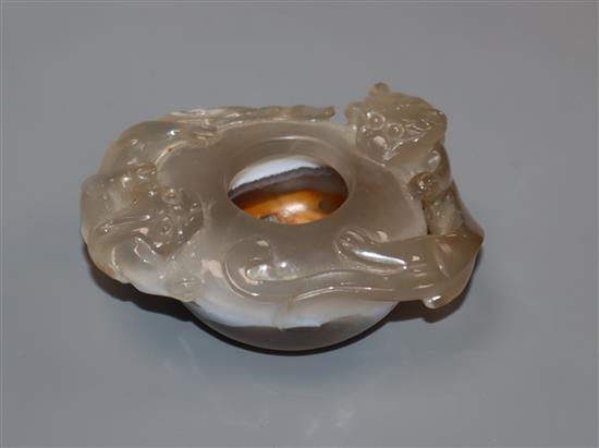 A Chinese agate chilong brushwasher